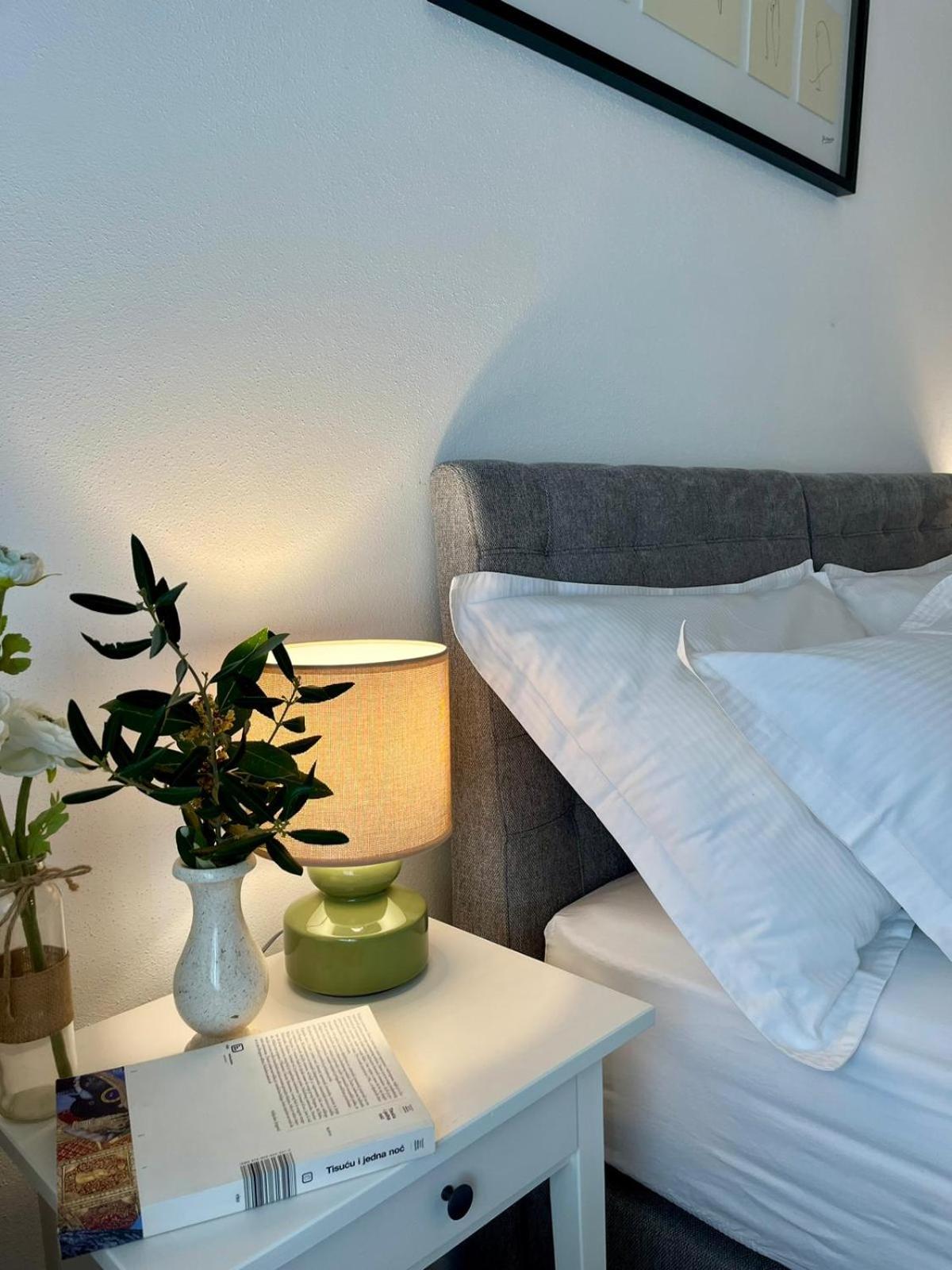 Apartments Curnic Jesenice  Eksteriør bilde