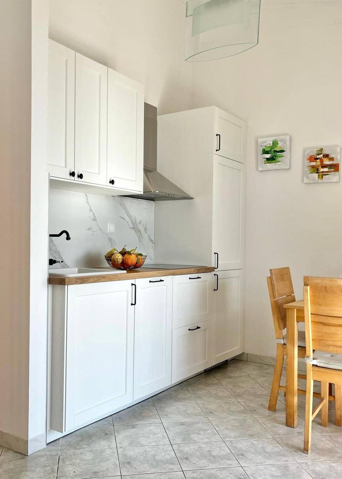 Apartments Curnic Jesenice  Eksteriør bilde